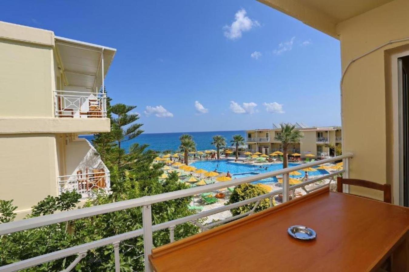 Eri Beach & Village Hotel Херсониссос Экстерьер фото